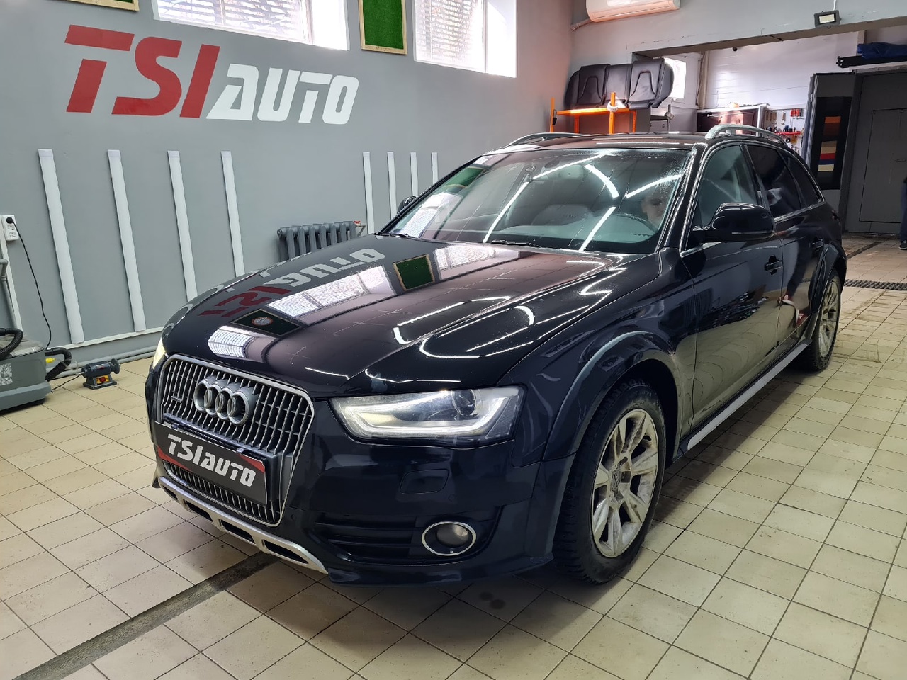 Шумоизоляция Audi A4 Allroad B8 в Воронеже
