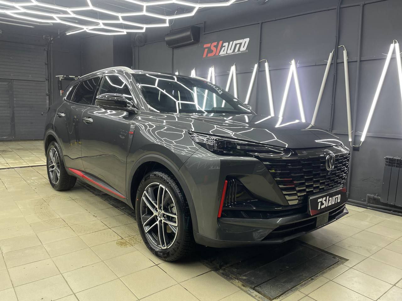Контурная подсветка салона Changan Uni-S с управлением фото и цена установки