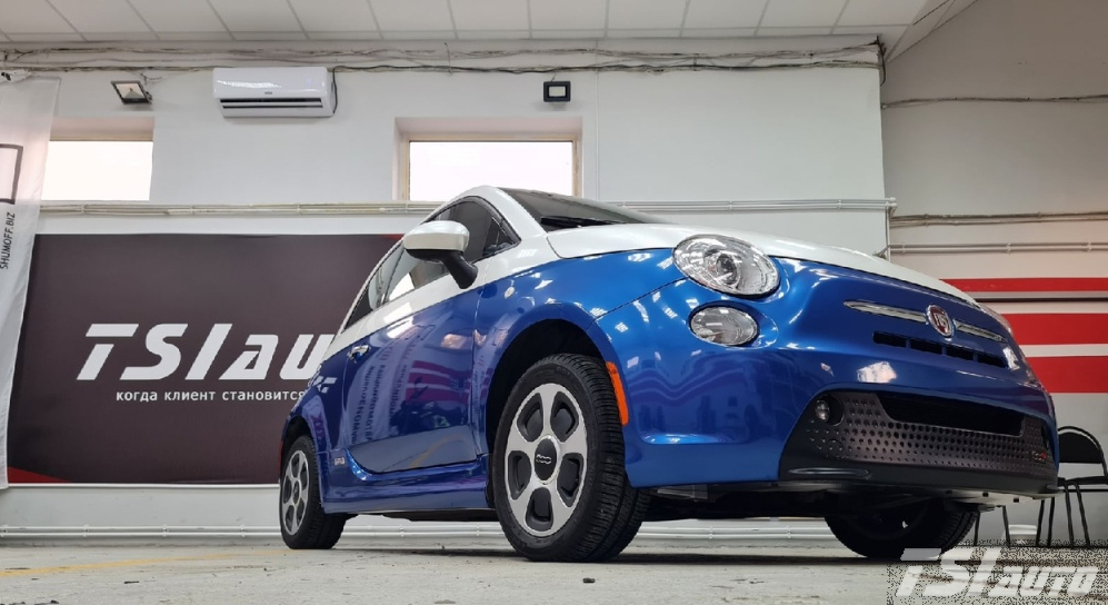 Перетяжка кузова Fiat 500Е виниловой пленкой в Воронеже
