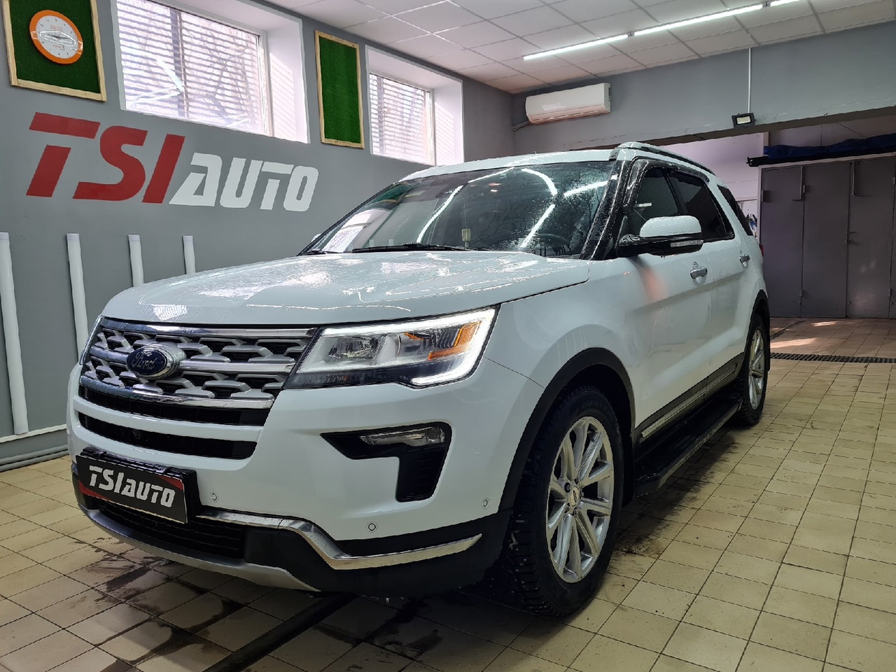 Полная шумоизоляция Ford Explorer в Воронеже