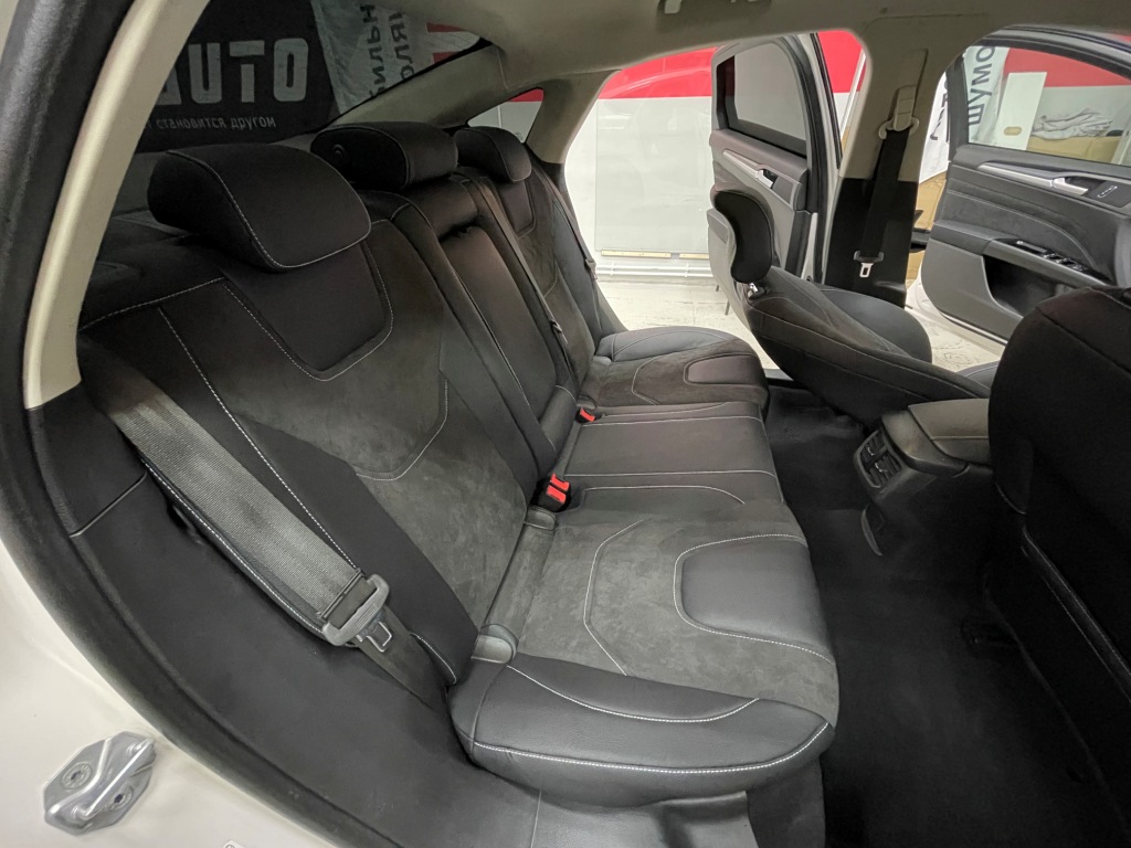 Перетяжка салона на Ford Mondeo 5 в Воронеже
