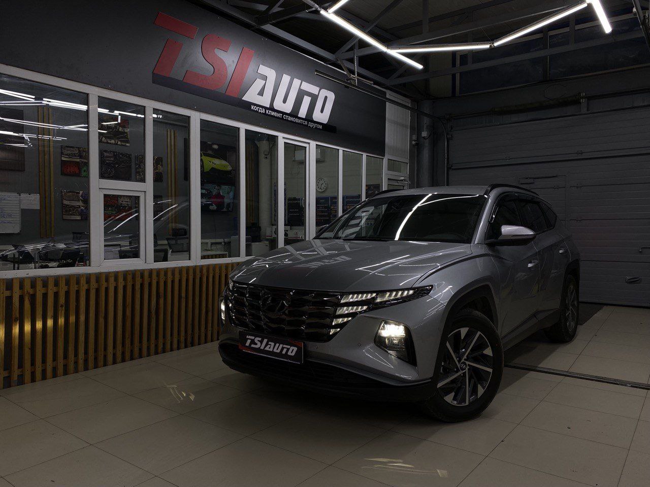 Шумоизоляция салона Hyundai Tucson за 1 день всего салона - фото и цены в Воронеже