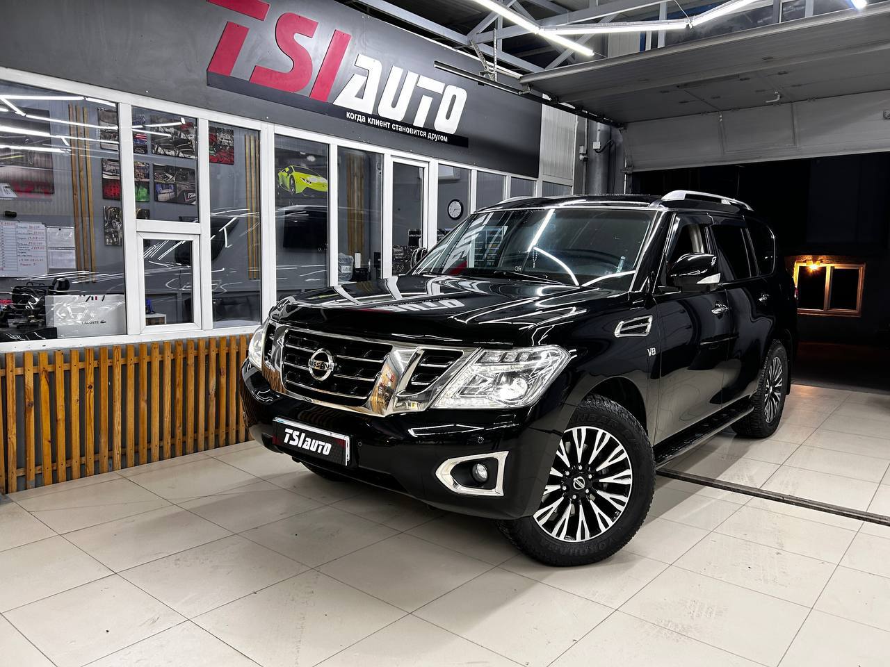 Оклейка защитной пленкой кузова Nissan Patrol фото и цены