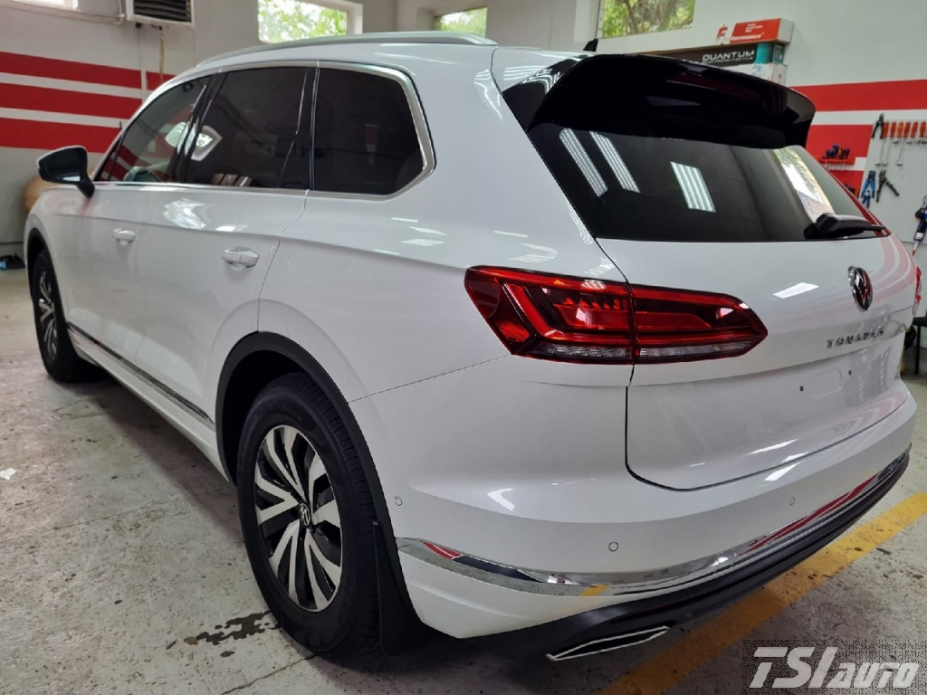 Нанесение защитной пленки на кузов VW Touareg 3 в Воронеже