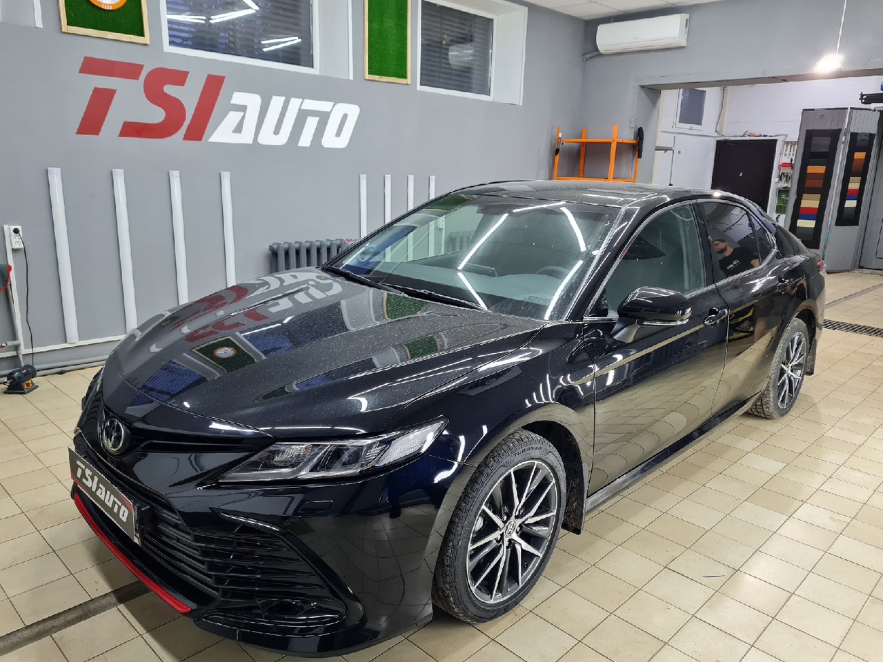Шумоизоляция Toyota Camry v70 в Воронеже