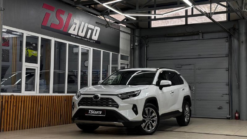 Оклейка пленкой Toyota RAV 4 в Воронеже